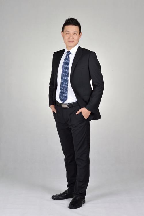 赖平 创始人 & 执行董事